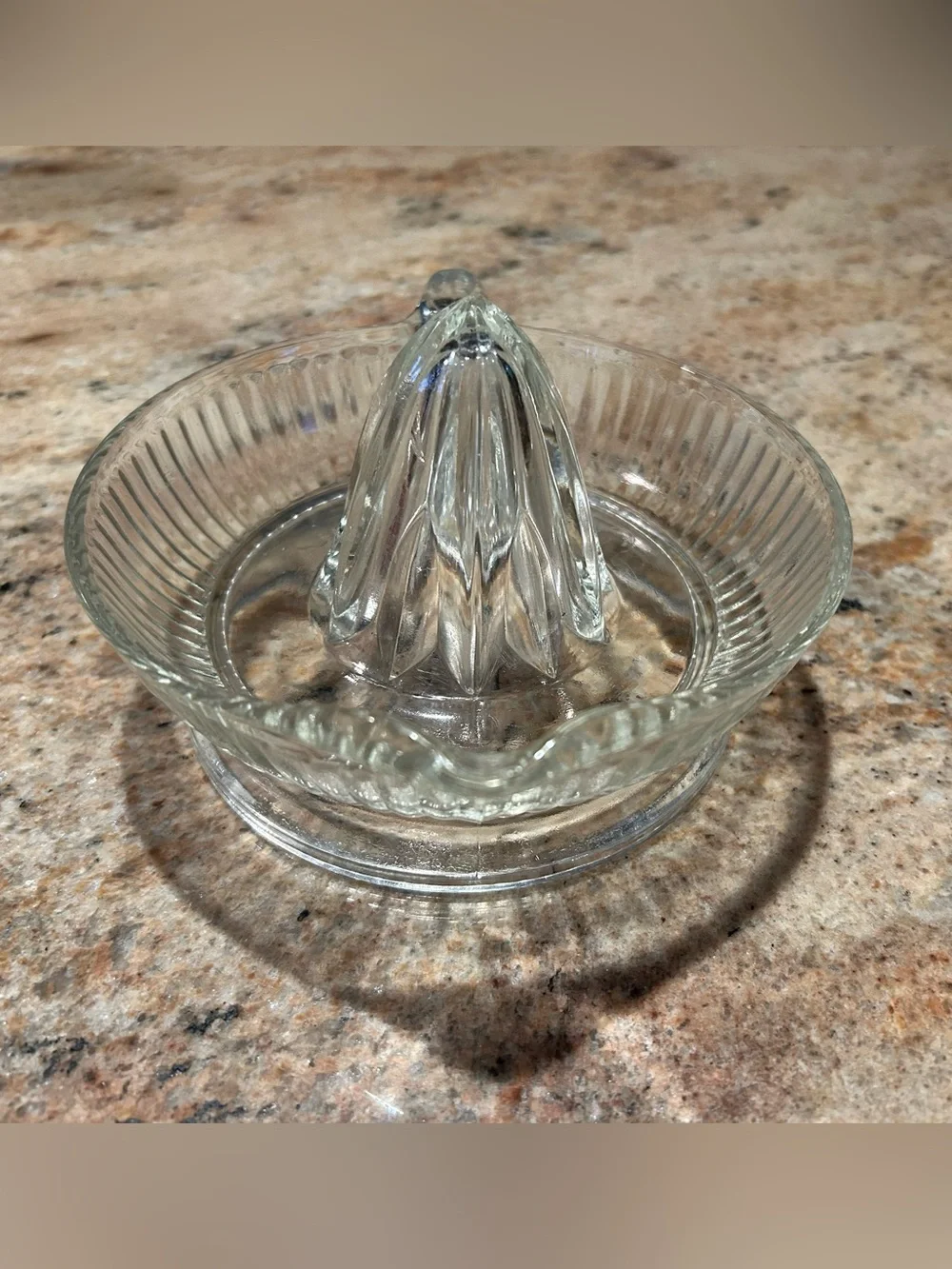 Pressed Glass Manual Citrus Juicer/6”Vtg Reamer Molded Center Cone 1930-1950’s